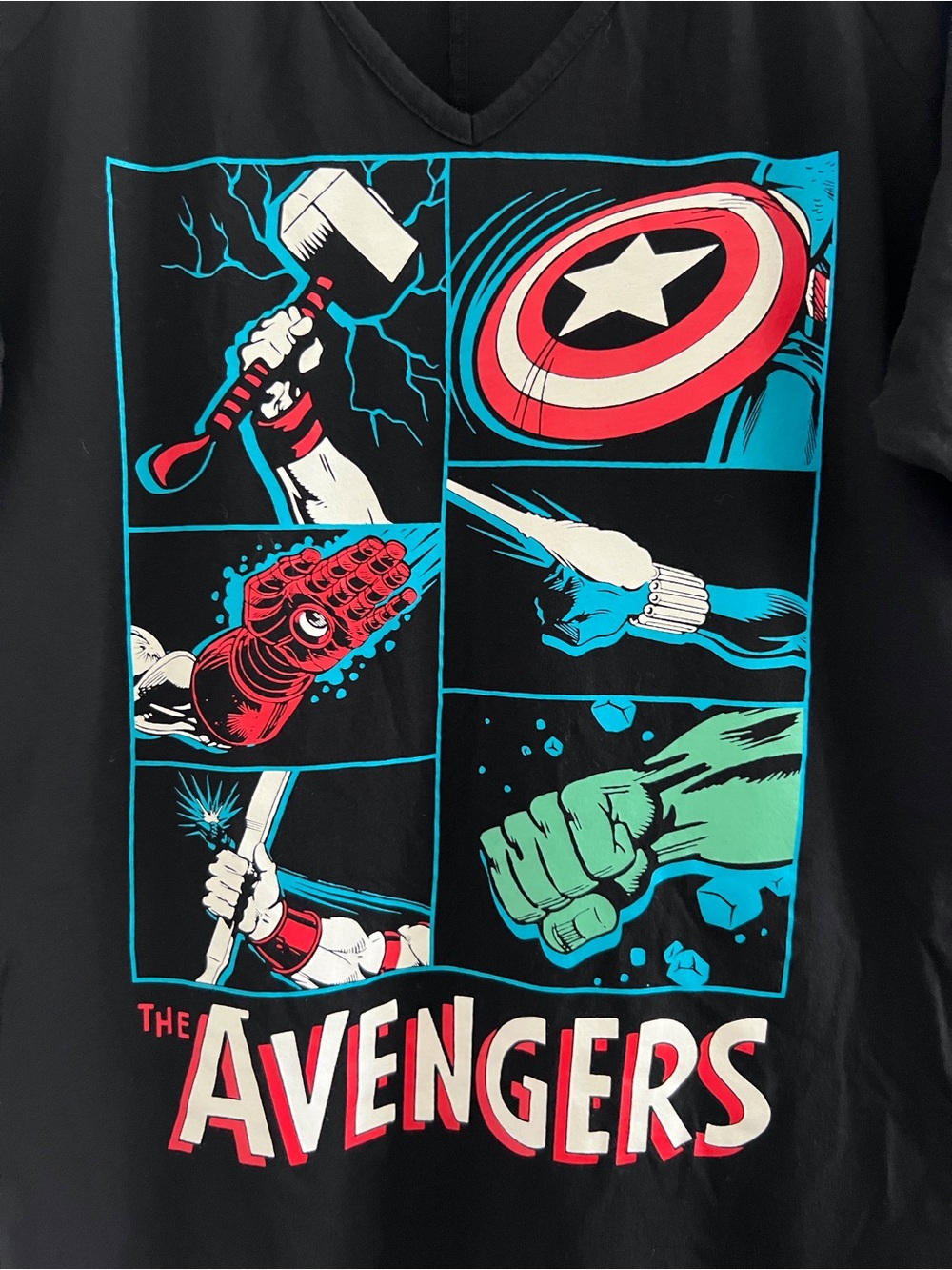 Torrid Marvel Avengers Graphic Tee - Picture 5 of 5